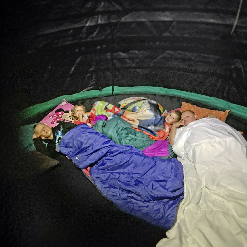 Dormir dans un Trampoline